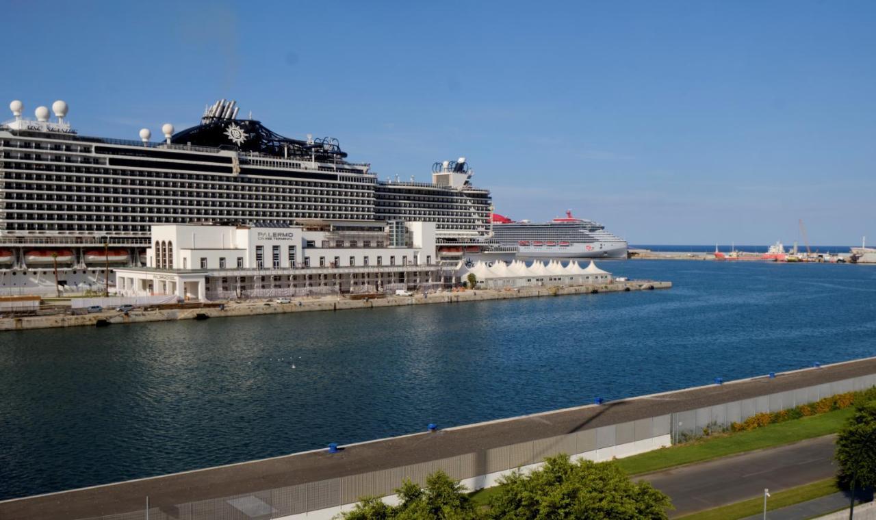 Attico Con Terrazza Sul Porto Daire Palermo Dış mekan fotoğraf